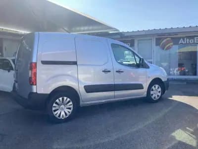 Sell Citroën Berlingo 2012 - 10900 EUR, 136846 km - AUTO.MOTO.pt