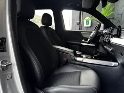 Vendo Mercedes-Benz GLB 200 2023 - 44990 EUR, 40300 km - AUTO.MOTO.pt