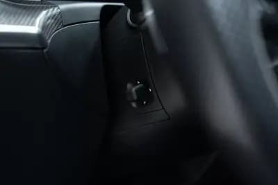 Vendo Mercedes-Benz C 300 2022 - 42950 EUR, 63000 km - AUTO.MOTO.pt