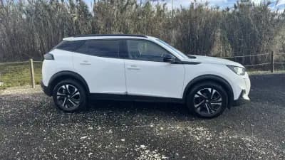 Vendo Peugeot 2008 2022 - 20900 EUR, 68000 km - AUTO.MOTO.pt