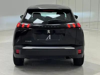 Vendo Peugeot 2008 2021 - 17890 EUR, 103000 km - AUTO.MOTO.pt