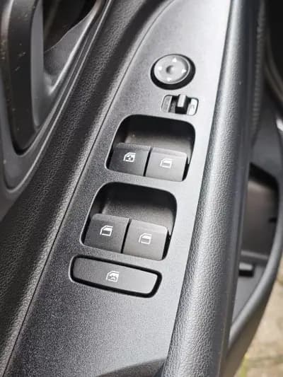 Vendo Hyundai Bayon 2022 - 18800 EUR, 19800 km - AUTO.MOTO.pt