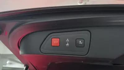 Sell Peugeot 3008 2017 - 17990 EUR, 91000 km - AUTO.MOTO.pt