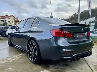 Vendo BMW 320 2013 - 19999 EUR, 190000 km - AUTO.MOTO.pt