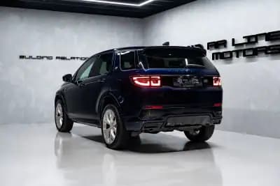 Vendo Land Rover Discovery Sport 2021 - 36950 EUR, 63000 km - AUTO.MOTO.pt