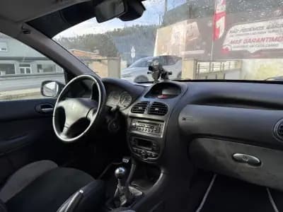 Sell Peugeot 206 2005 - 11500 EUR, 64000 km - AUTO.MOTO.pt