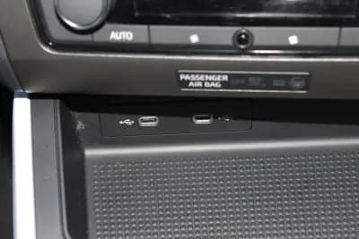 Sell SEAT Arona 2022 - 15900 EUR, 62000 km - AUTO.MOTO.pt