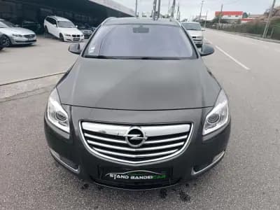 Sell Opel Insignia 2010 - 7500 EUR, 206000 km - AUTO.MOTO.pt