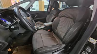 Sell Renault Grand Scénic 2020 - 15000 EUR, 172764 km - AUTO.MOTO.pt