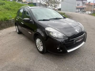 Sell Renault Clio Break 2009 - 5450 EUR, 202000 km - AUTO.MOTO.pt