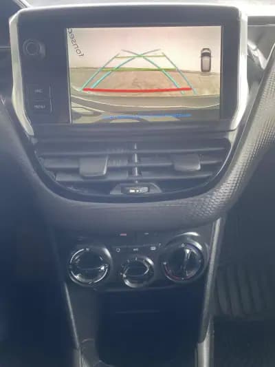 Sell Peugeot 208 2019 - 10750 EUR, 112682 km - AUTO.MOTO.pt