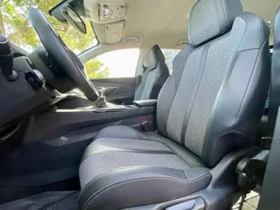 Vendo Peugeot 5008 2020 - 20980 EUR, 74000 km - AUTO.MOTO.pt