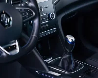 Sell Renault Mégane Sport Tourer 2018 - 15990 EUR, 126740 km - AUTO.MOTO.pt