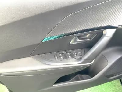 Sell Peugeot 2008 2022 - 21900 EUR, 20342 km - AUTO.MOTO.pt