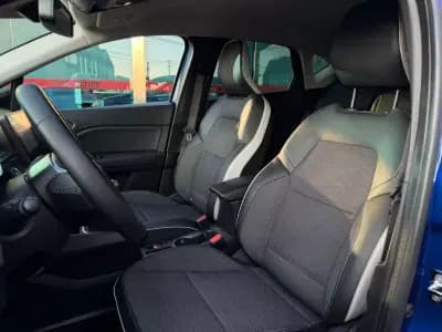 Vendo Renault Captur 2022 - 17300 EUR, 89000 km - AUTO.MOTO.pt