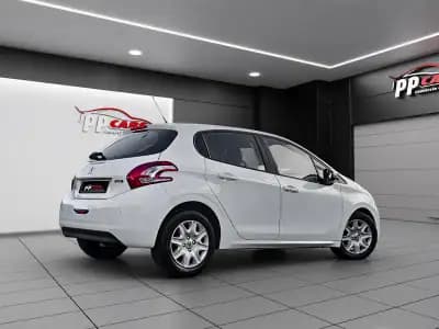 Sell Peugeot 207 1.4 HDI PACK CLIM 2015 - 7450 EUR, 164000 km - AUTO.MOTO.pt
