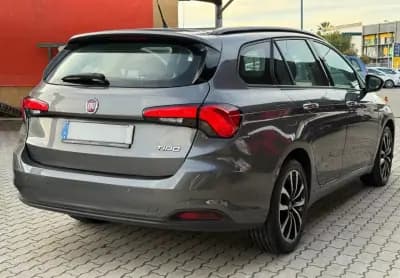 Vendo Fiat Tipo Station Wagon 2016 - 9950 EUR, 131000 km - AUTO.MOTO.pt