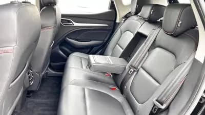 Vendo MG ZS 2022 - 24900 EUR, 43500 km - AUTO.MOTO.pt