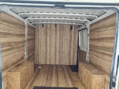 Vendo Peugeot Boxer 2012 - 7990 EUR, 271750 km - AUTO.MOTO.pt