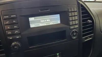 Sell Mercedes-Benz Vito Tourer 2019 - 34900 EUR, 99800 km - AUTO.MOTO.pt