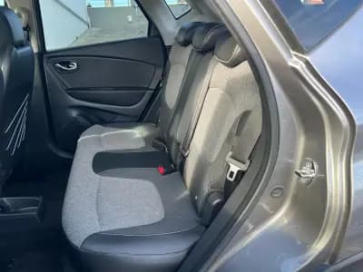 Vendo Renault Captur 2019 - 16990 EUR, 90898 km - AUTO.MOTO.pt