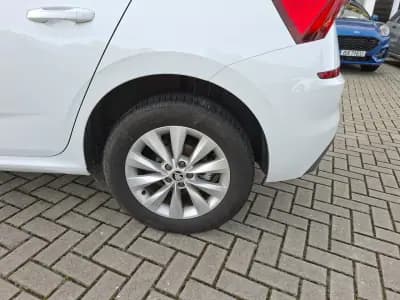 Vendo Skoda Kamiq 2021 - 15750 EUR, 88700 km - AUTO.MOTO.pt