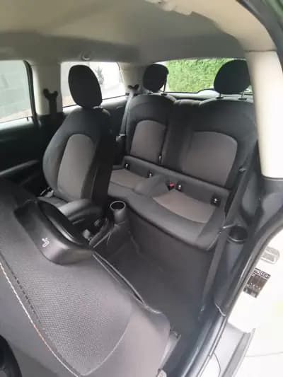 Vendo MINI One 2014 - 10900 EUR, 138000 km - AUTO.MOTO.pt