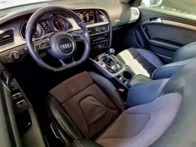 Vendo Audi A5 Cabrio 2013 - 17500 EUR, 233000 km - AUTO.MOTO.pt