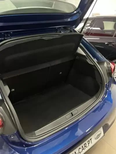 Sell Opel Corsa 2021 - 12450 EUR, 43982 km - AUTO.MOTO.pt