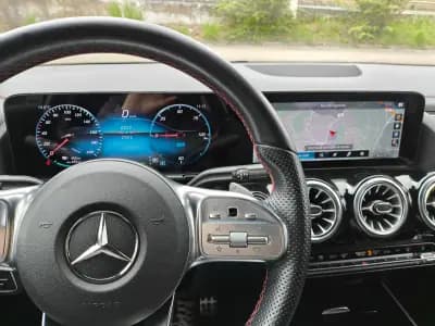 Sell Mercedes-Benz EQA 2022 - 39960 EUR, 27000 km - AUTO.MOTO.pt