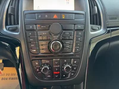 Vendo Opel Cascada 2018 - 16900 EUR, 128000 km - AUTO.MOTO.pt