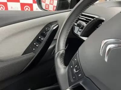 Vendo Citroën Grand C4 Spacetourer 2021 - 22490 EUR, 84915 km - AUTO.MOTO.pt