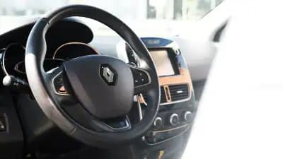 Vendo Renault Clio 2018 - 12000 EUR, 78100 km - AUTO.MOTO.pt