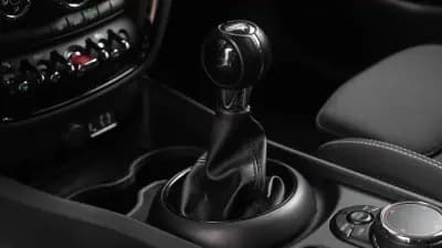 Vendo MINI Clubman 2018 - 24999 EUR, 131000 km - AUTO.MOTO.pt