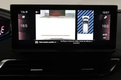 Vendo Peugeot 3008 2023 - 32750 EUR, 45000 km - AUTO.MOTO.pt