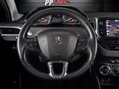 Sell Peugeot 2008 2017 - 14450 EUR, 150000 km - AUTO.MOTO.pt