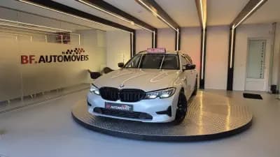 Vendo BMW 330 2021 - 22500 EUR, 213862 km - AUTO.MOTO.pt