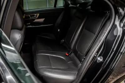 Sell Jaguar XF 2010 - 13990 EUR, 241933 km - AUTO.MOTO.pt