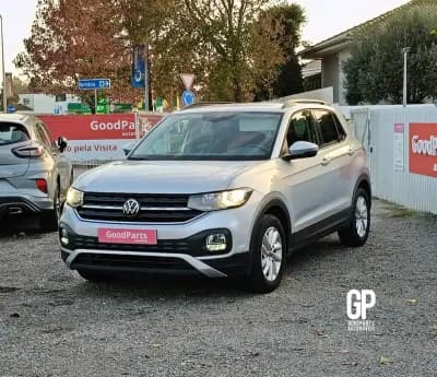 Vendo Volkswagen T-Cross 2022 - 15900 EUR, 80100 km - AUTO.MOTO.pt