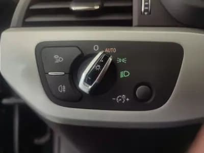 Vendo Audi A4 Avant 2017 - 18700 EUR, 168000 km - AUTO.MOTO.pt