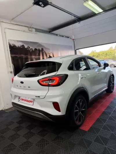 Vendo Ford Puma 2022 - 22900 EUR, 25000 km - AUTO.MOTO.pt