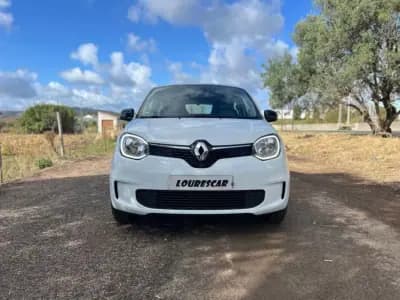 Vendo Renault Twingo 2022 - 15750 EUR, 11000 km - AUTO.MOTO.pt