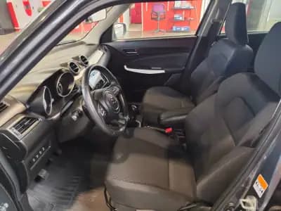 Sell Suzuki Swift 2018 - 14990 EUR, 27855 km - AUTO.MOTO.pt