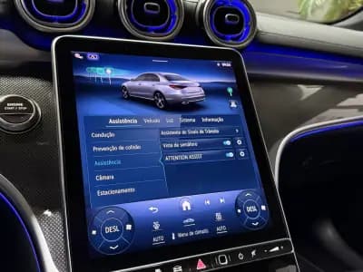 Vendo Mercedes-Benz C 300e 2024 - 55990 EUR, 27748 km - AUTO.MOTO.pt