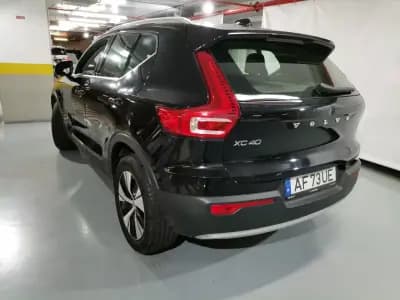 Vendo Volvo XC 40 2021 - 25990 EUR, 84341 km - AUTO.MOTO.pt