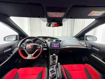 Sell Honda Civic 2016 - 32750 EUR, 98000 km - AUTO.MOTO.pt