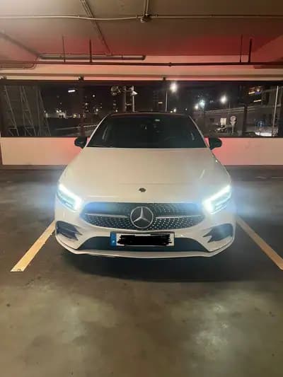 Vendo Mercedes-Benz A 250 2021 - 31700 EUR, 120000 km - AUTO.MOTO.pt