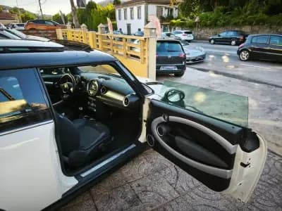 Vendo MINI 2008 - 8500 EUR, 180878 km - AUTO.MOTO.pt