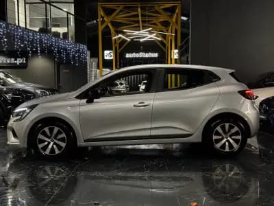Vendo Renault Clio 2022 - 14990 EUR, 132900 km - AUTO.MOTO.pt