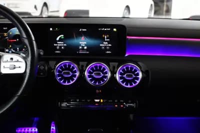 Sell Mercedes-Benz CLA 180 2020 - 26990 EUR, 95265 km - AUTO.MOTO.pt